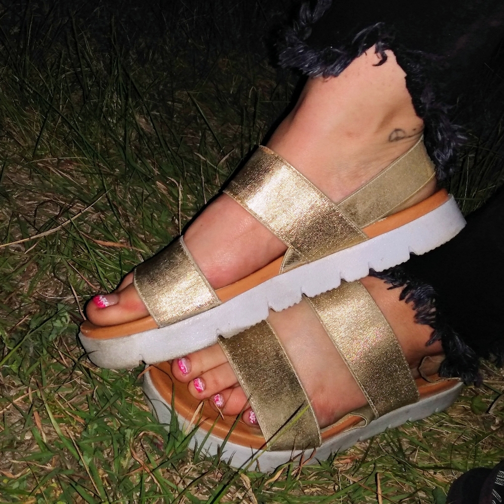 Ladies shoes